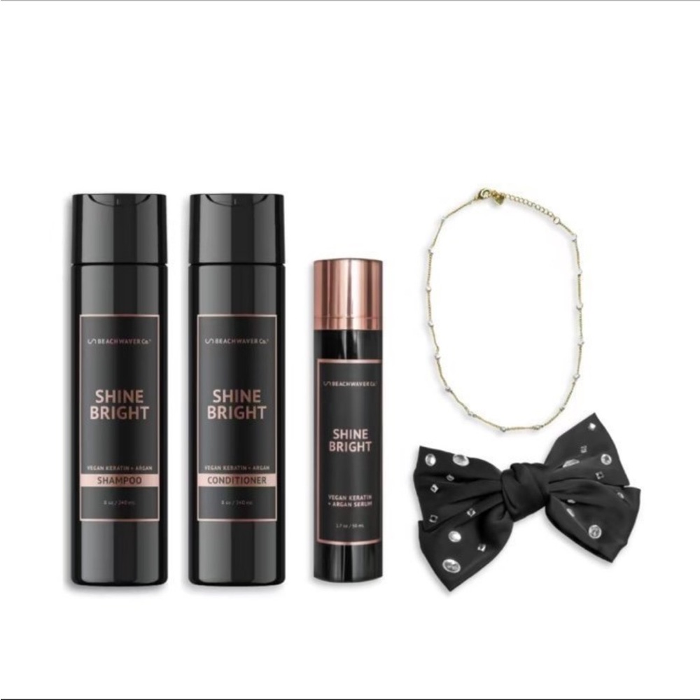 Beachwaver’s Shine Bright Everly Packing Item